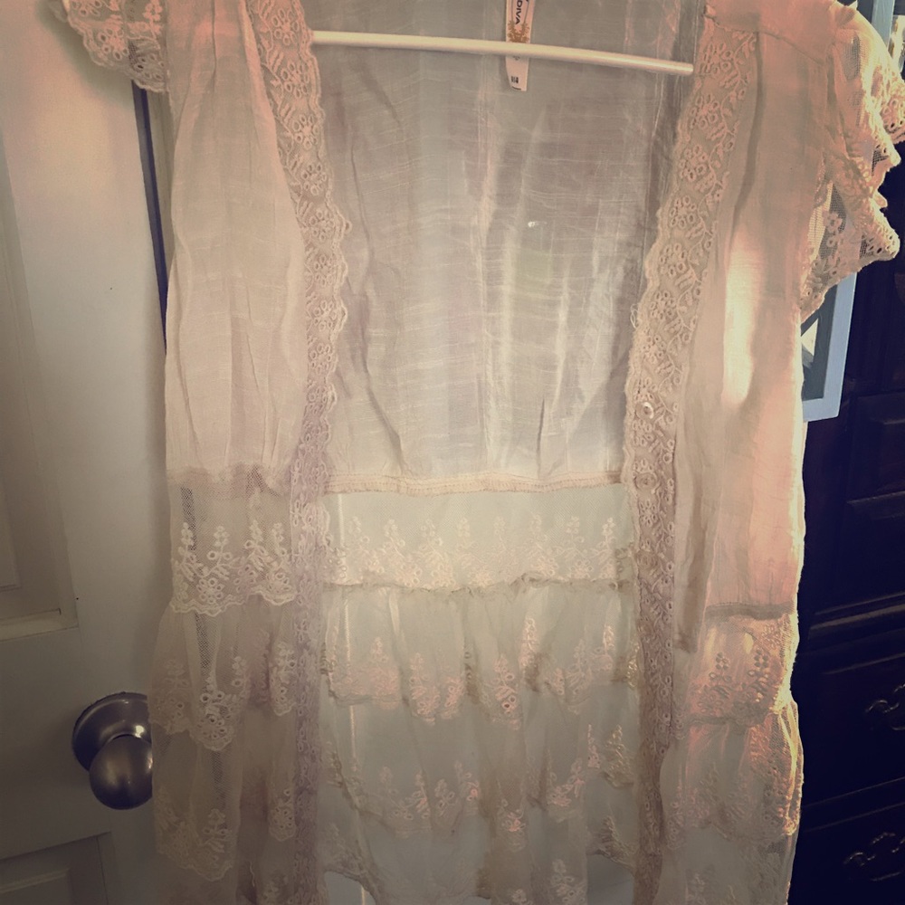 Closet purge! 💕 all sizes and styles